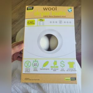 New Zealand Wool Dryer Balls NWT